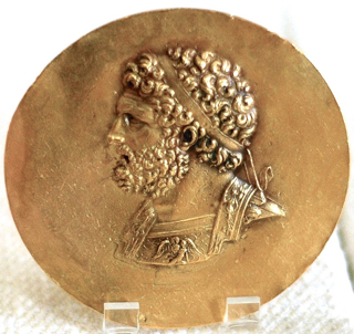 Medaglione della vittoria con l'effigie di Filippo II, tesoro di Tarso, III secolo a.C.