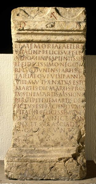 Epitaffio del legionario Vitalianus Felix