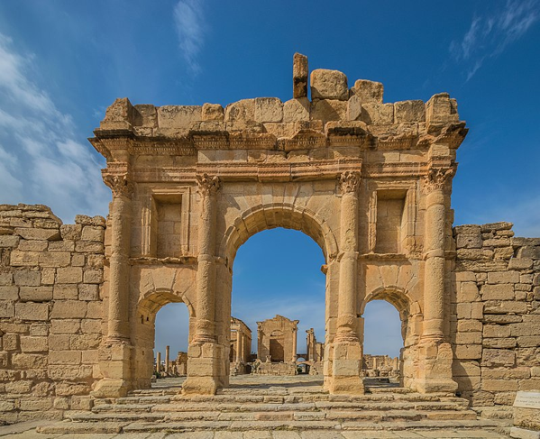 Arco di Antonino Pio a Sbeïtla in Tunisia