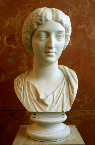 Busto di Faustina Minore, Louvre, Parigi.