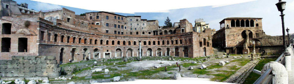 I Mercati di Traiano sono un vasto complesso monumentale di fori imperiali nella Roma del I secolo, costruito sotto l'imperatore romano Traiano, insieme al suo Foro di Traiano.