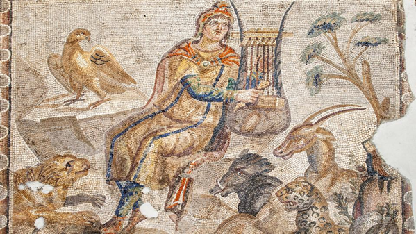 Orfeo che suona una cetra in mezzo agli animali, mosaico di Tarso, III secolo a.C.