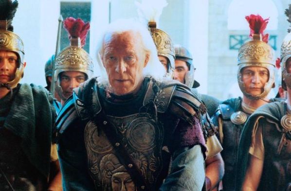 Richard Harris nel ruolo di Silla nella miniserie Tv "Giulio Cesare", 2002