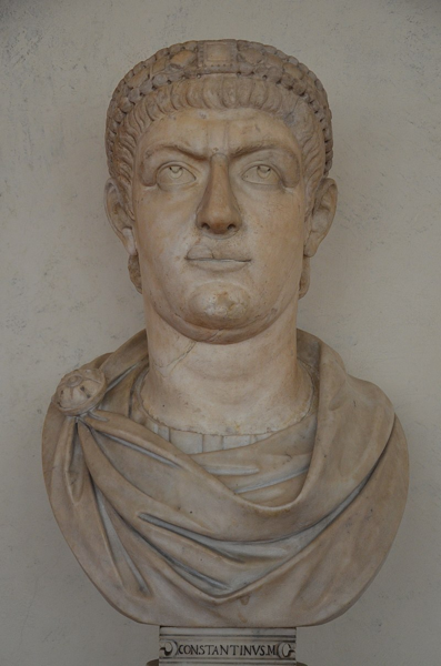 Testa ritratto di Valente, o di suo fratello, su un busto moderno storicamente etichettato in maniera erronea come Costantino (Museo degli Uffizi di Firenze)