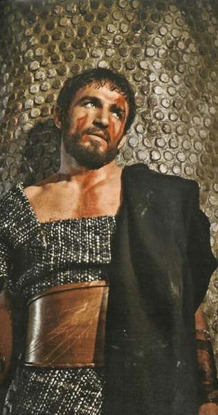 Bekim Fehmiu nei panni di Ulisse, nello sceneggiato Rai del 1968